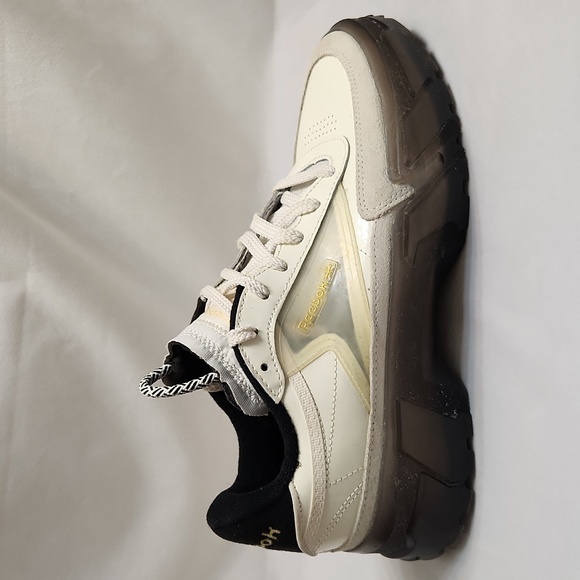 Rebook × Cardi B Club C Birthday Release sneakers (w size 9) - Picture 1 of 13